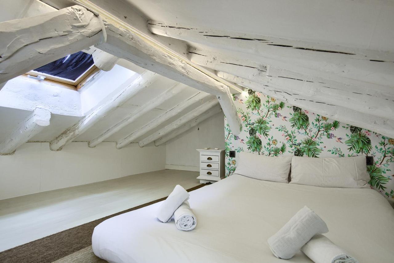 Charming Sol Attic Appartement Madrid Buitenkant foto