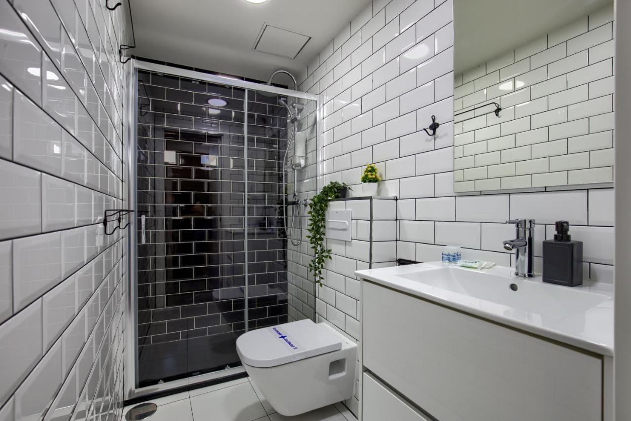 Charming Sol Attic Appartement Madrid Buitenkant foto