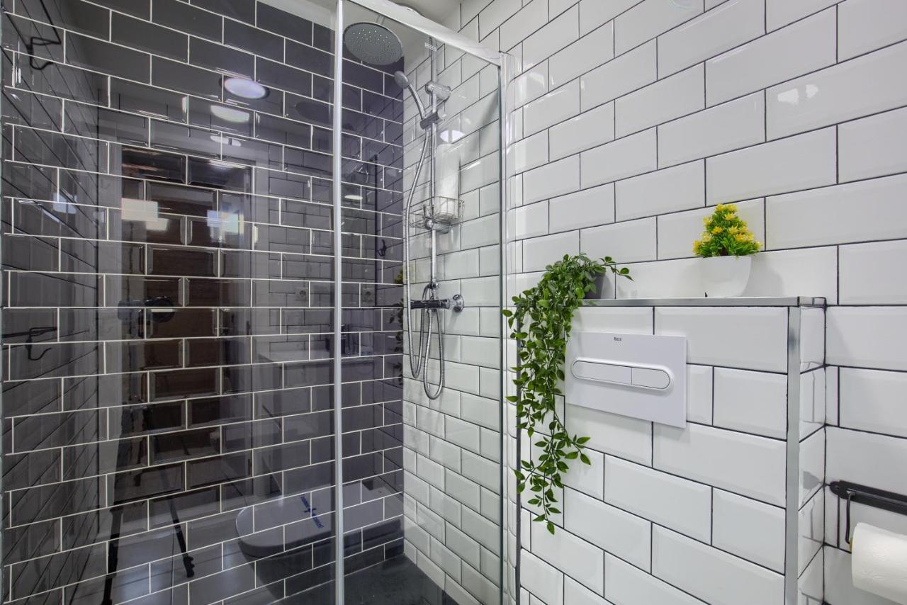 Charming Sol Attic Appartement Madrid Buitenkant foto